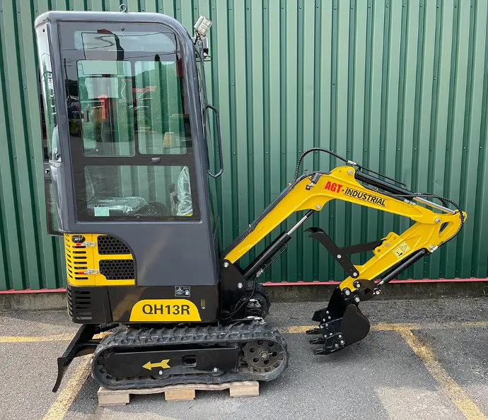 Mini-excavatrice 1 tonne AGT QH13R-2