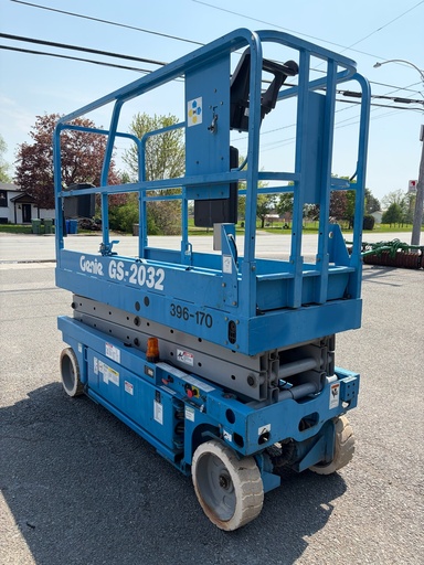 [GS3204-51734] Genie GS-2032 Electric Scissor Lift 20ft